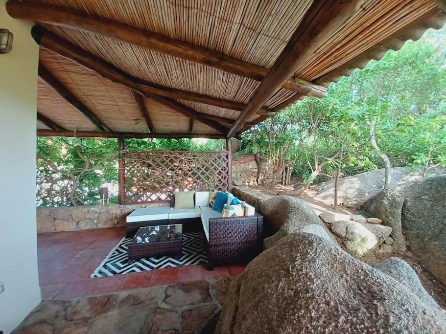 Suite Mirialveda San Pantaleo Exterior foto