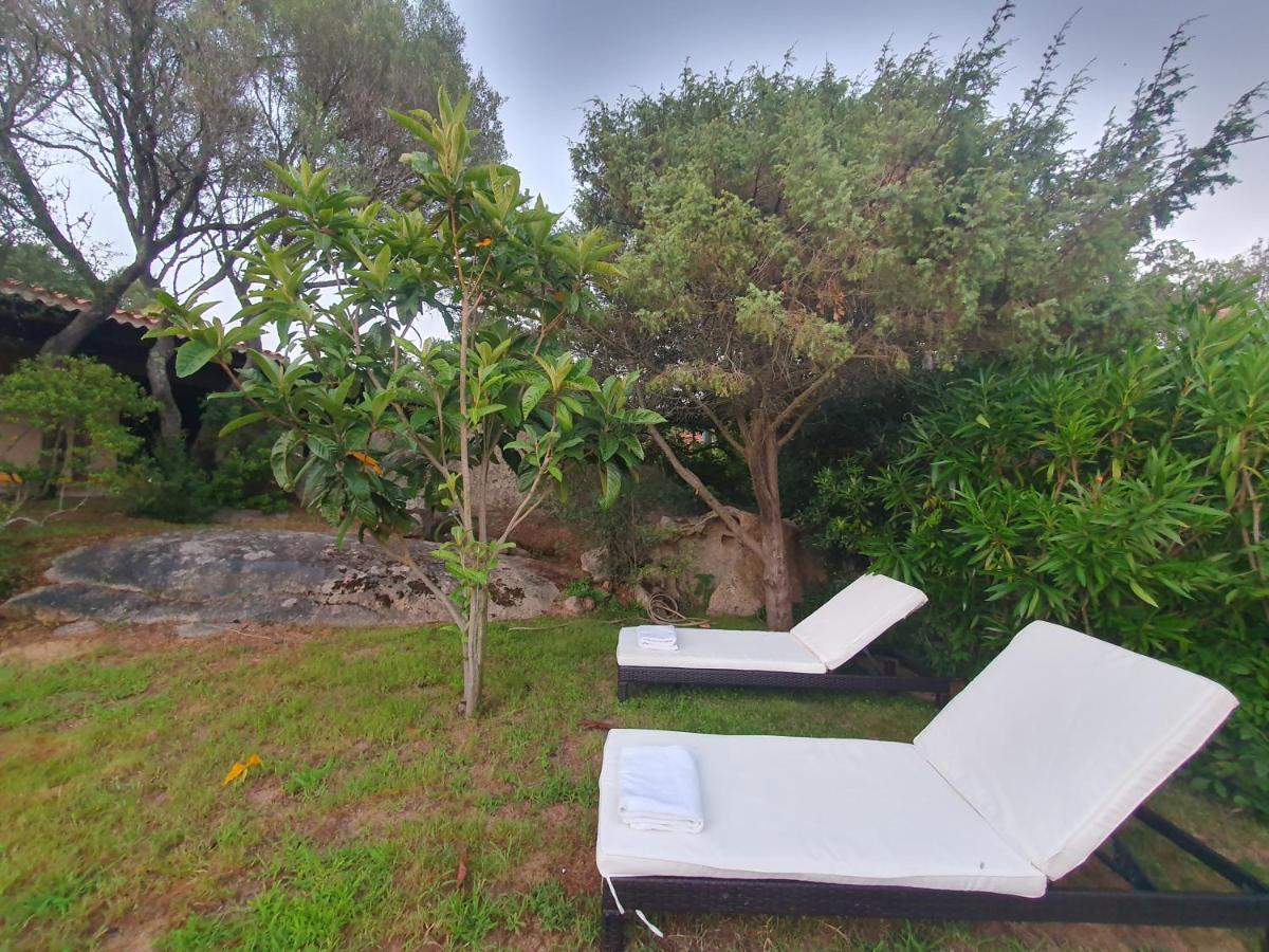 Suite Mirialveda San Pantaleo Exterior foto